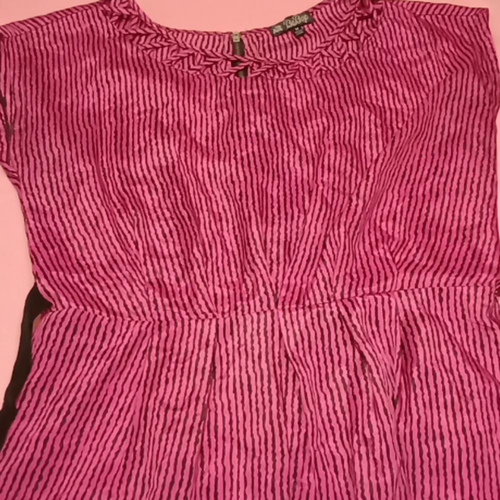Beautiful 👗 DRESS - Picture 3 of 12